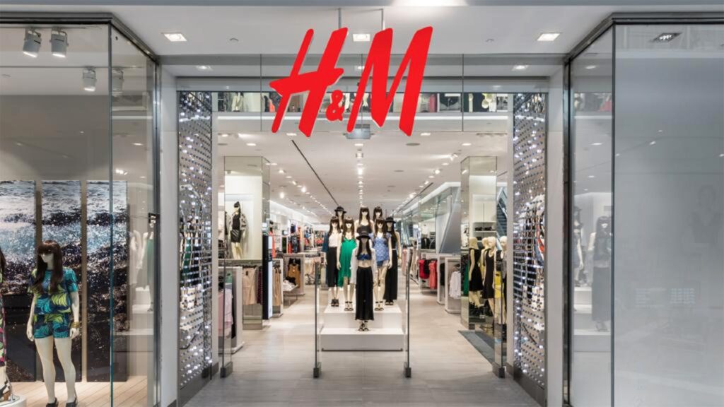 H&M store