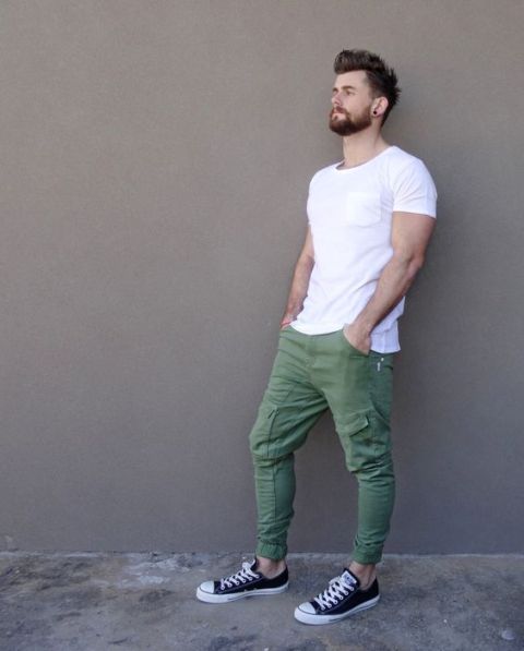 Joggers in Neutral Colours with Plain t-shirt